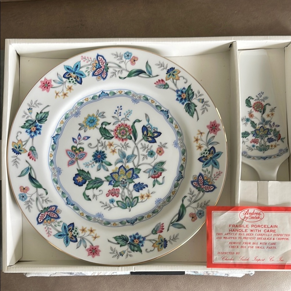 Floral Porcelain Plate Set